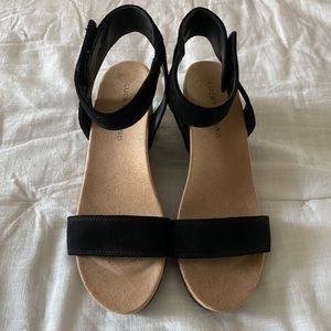 Lucky brand wedges
